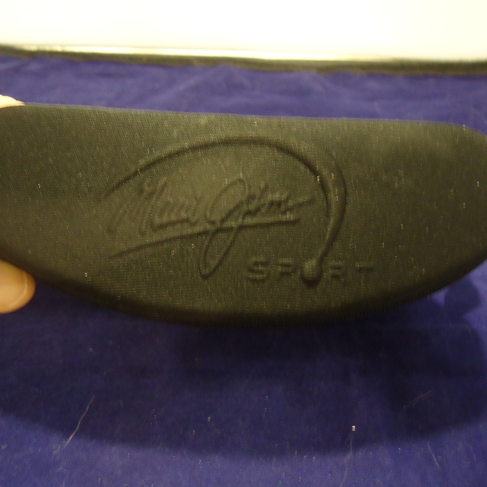 Maui Jim Black Zip Neoprene Hard Eye Case
